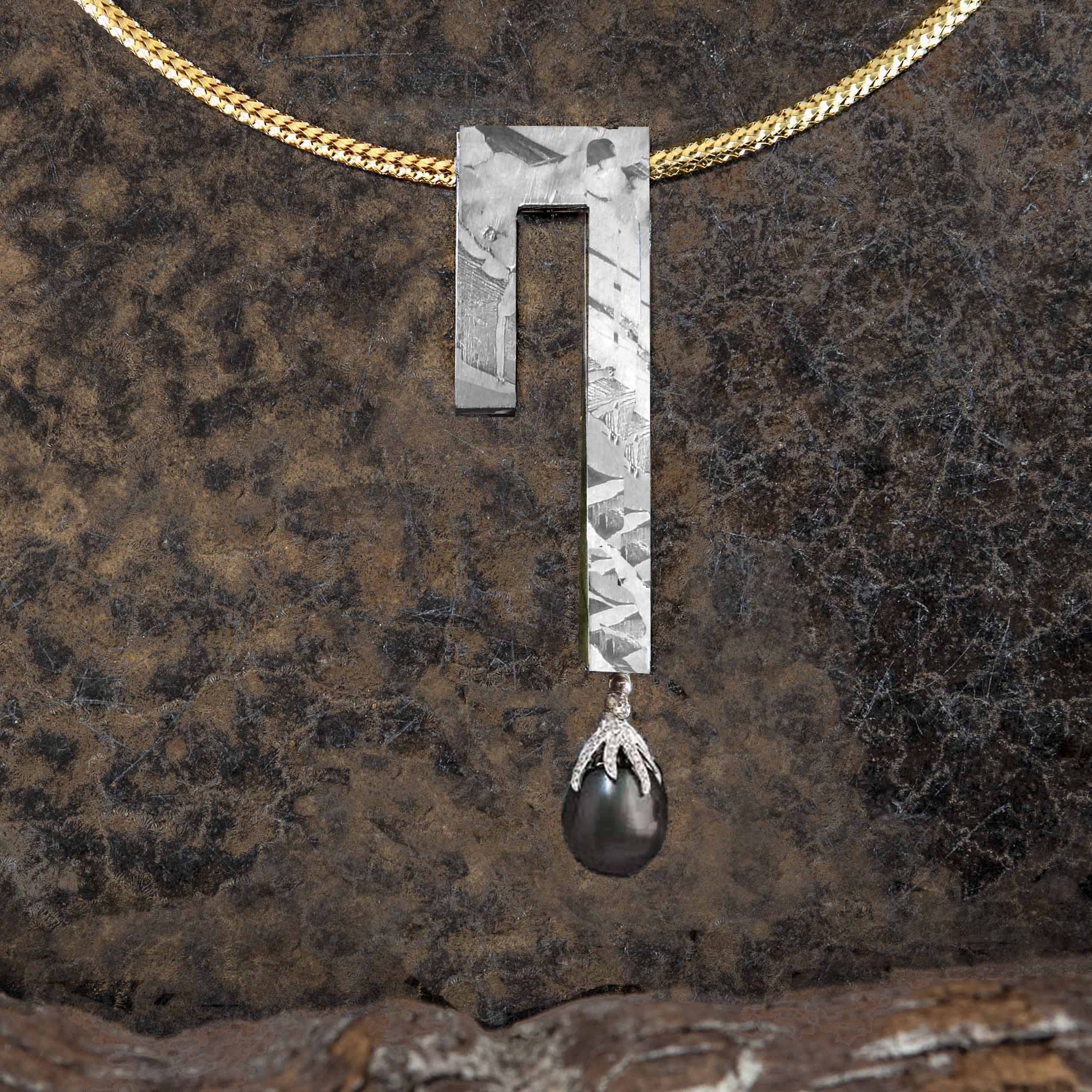 collar meteortito-perla fiji y oro_alta joyeria